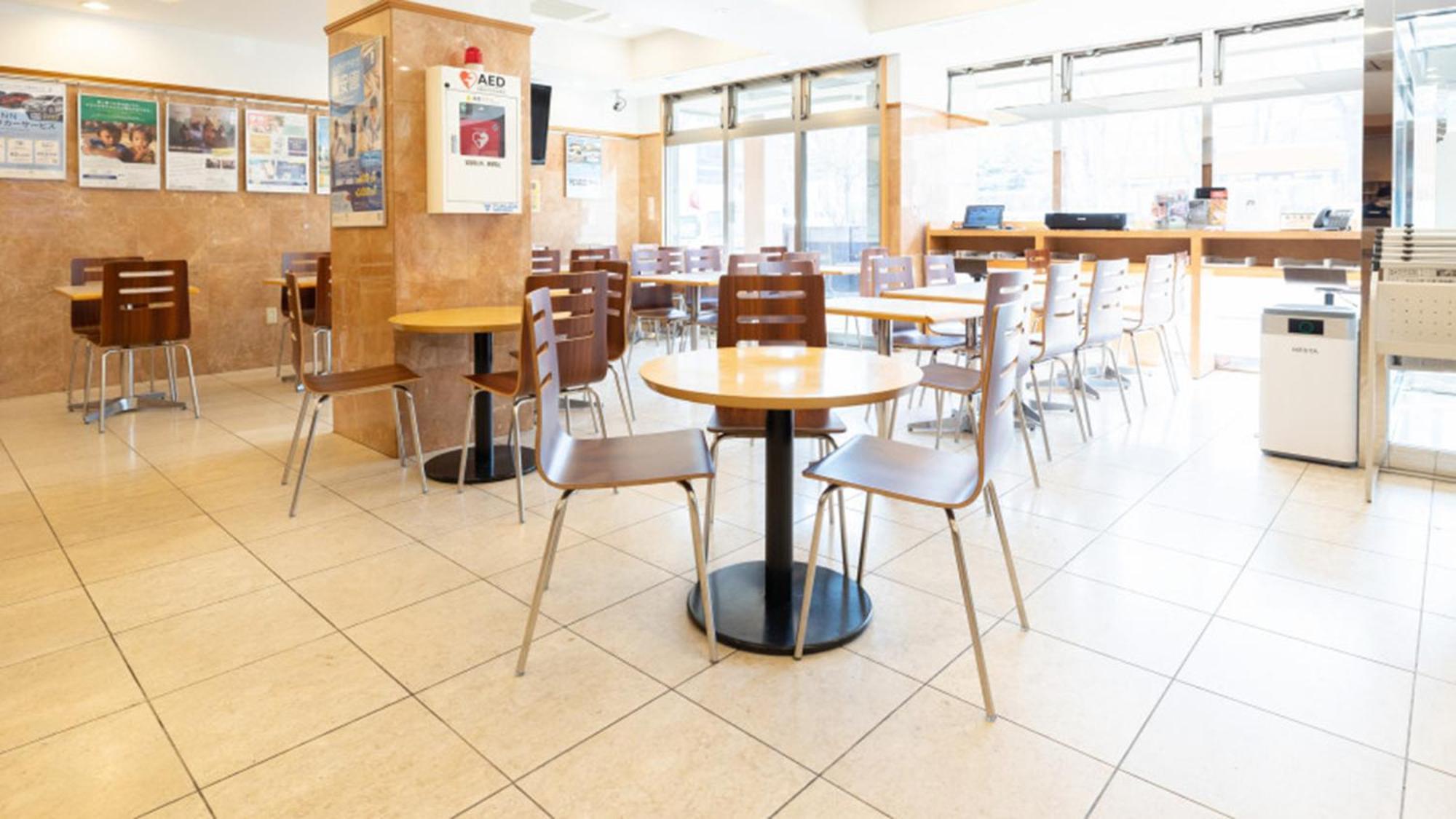 Toyoko Inn Hokkaido Sapporo-Eki Nishi-Guchi Hokudai Mae Buitenkant foto